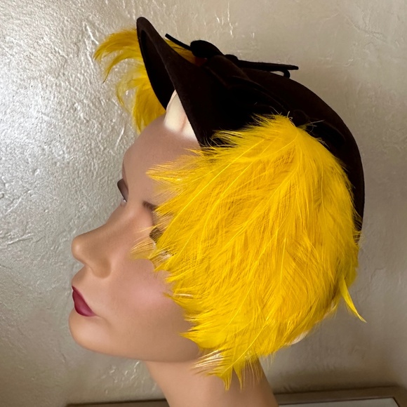 GRACEFUL1940s\' BROWN FELT HALF CAP WITH MAGNIFICENT YELLOW FEATHERS main image 10